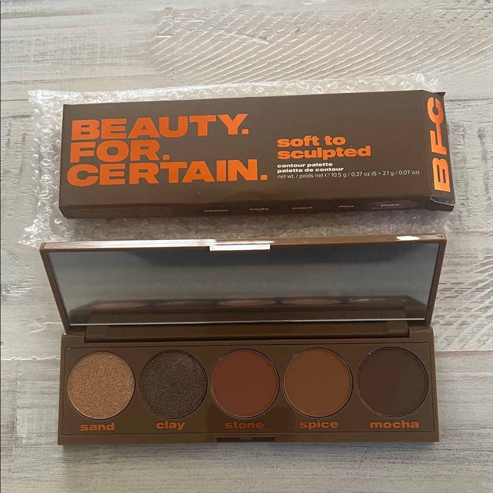 Soft to Sculpted Contour Palette - Brown